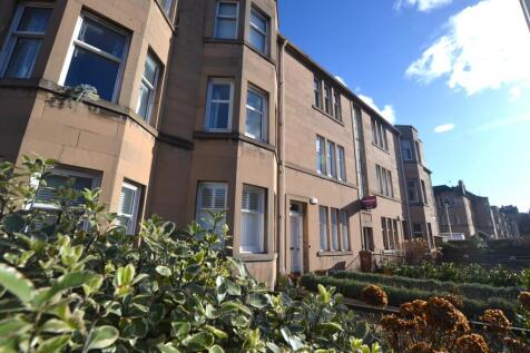 Spacious 2 bedroom + dining room/ home office first floor flat in the heart of Comely Bank offered fully furnished and with access to a fantastic rear shared garden. This brilliant property has neutra
