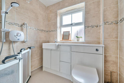 1313759-10-685981...