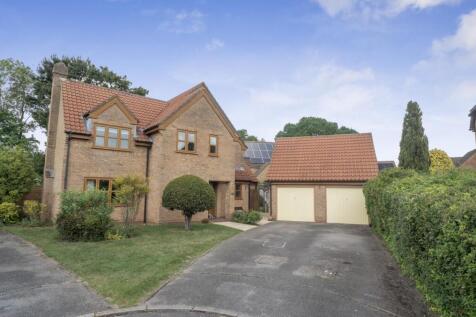 Cranbourne Drive 69 (10).jpg