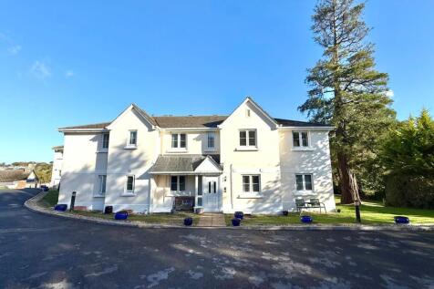 2 Bedroom Flat in TQ1 2LR