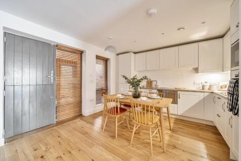 Dining / Kitchen