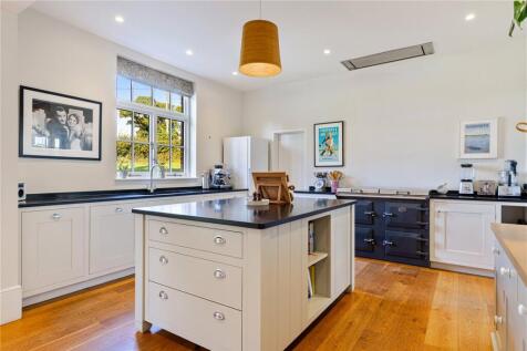 Kitchen/Breakfast Rm