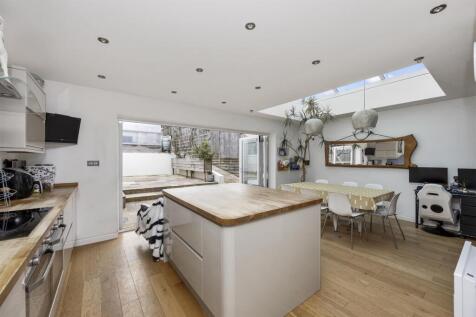 Kitchen/Living Room