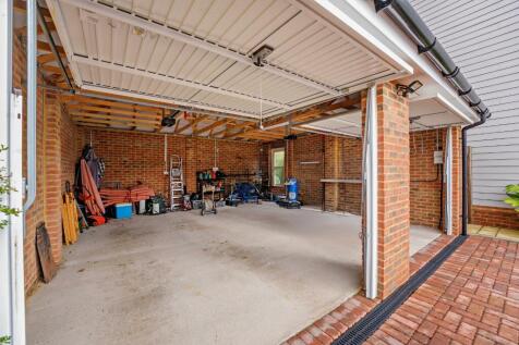 Garaging