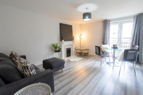 Lounge Dining Room