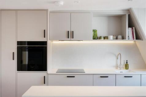 4, 3 Sloane Terrace Hi-32.jpg