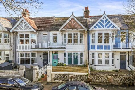 2, 42 Alexandra Road-001.JPG