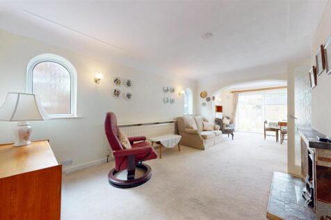 Longwood Close Reception Room