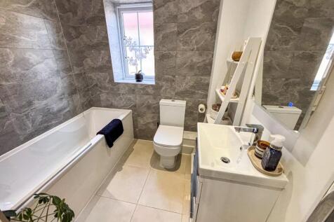 tlc_8bed0ea9-6cb6-4e37-9d50-555fbd9757d8_e77eab4.j