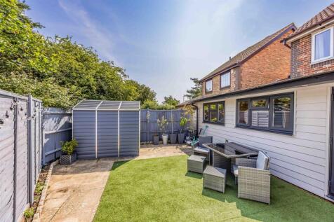 20 Milebush Road, Southsea-Small-PorticoMarketing-