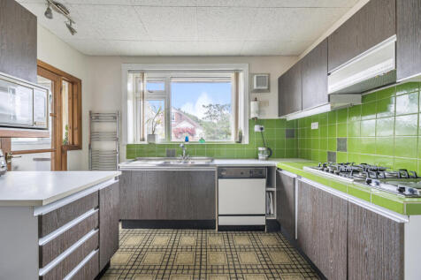 1345247-9-68af182...