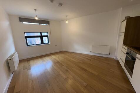 Beautiful unfurnished apartment located in desirable New Islington area of the City Centre. The property briefly comprises: open plan living area open to a luxury fully fitted kitchen, one large doubl