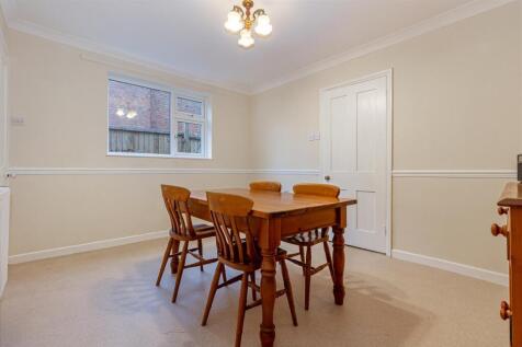 Dining-room-2.jpg