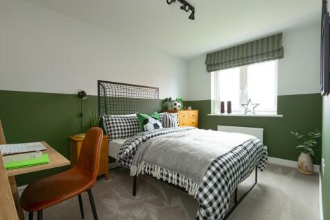 Fourth double bedroom or sizeable single