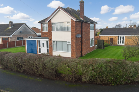 EweMove Spalding - Cathedral Drive - Front of Hou