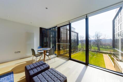 An exclusive Quartermile setting where contemporary luxury meets open green space, with The Meadows on your doorstep and Edinburgh’s city centre just moments away. Available: 15/08/2026