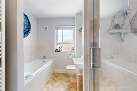 09112025_004054 (1).jpg