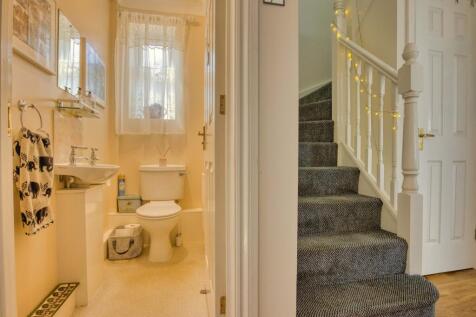 Ewemove Taunton - Graham Way (29)