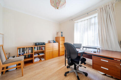 1384608-17-692045...