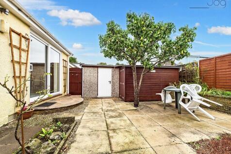 Garden with Pond and two pear trees