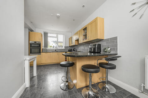 Photo Oct 08 2025...