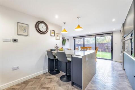 Kitchen/Sitting Room