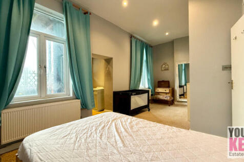 Folkestone estate agents, Your Key Move - Sandgate