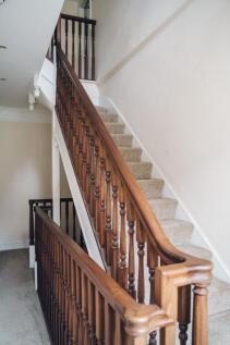 Y Cyntedd / The Hallway