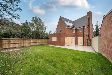 90ccae28-de85-4d3...