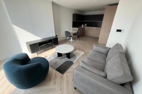 ****DEPOSIT ALTERANTIVE**** AVAILABLE JULY 2026 -1-bedroom apartment located on the 12th floor of the sought-after Bankside development in Colliers Yard, Manchester. This immaculate property offers co