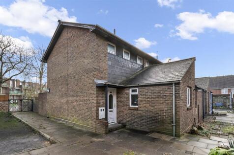 Daniels_Midwood Close, NW2 6YL_018.jpg