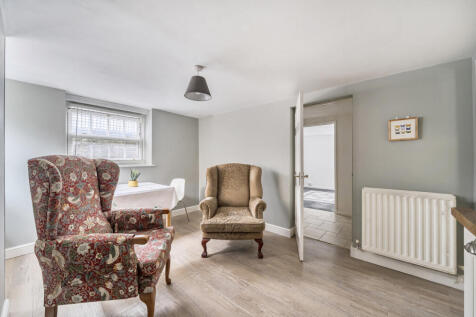 1386999-7-6931a70...