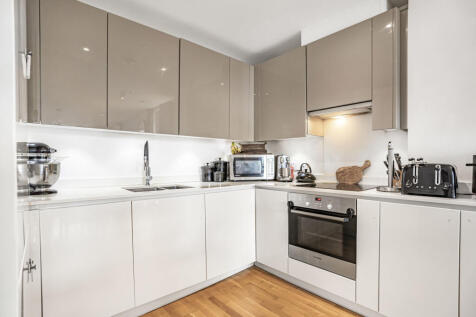 Reception/Kitchen