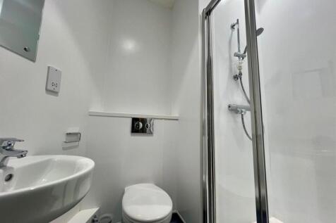 016 Melbourne Shower room.jpg