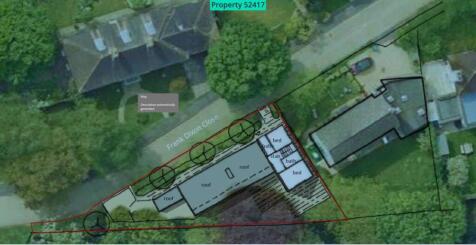 Detached house on corner plot - with development p
