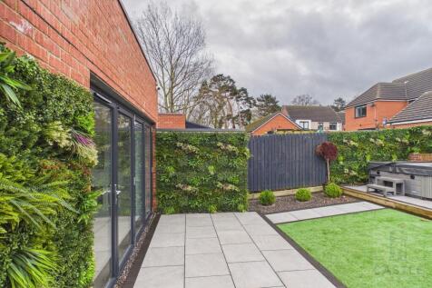 Low Maintenance Garden