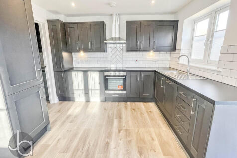 20251202_09384690...