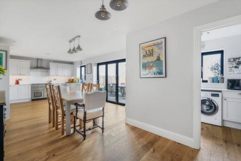 Kitchen/Dinner