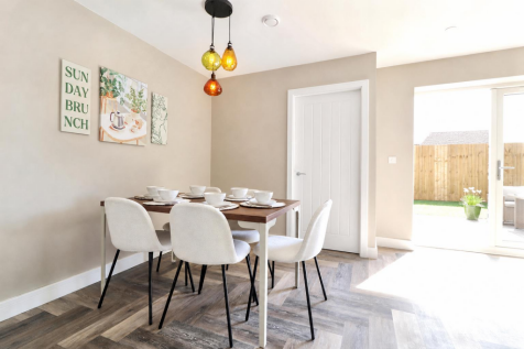 OPEN PLAN DINING KITCHEN