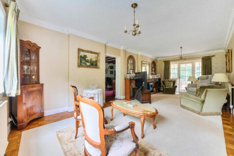 1300089-19-683990...