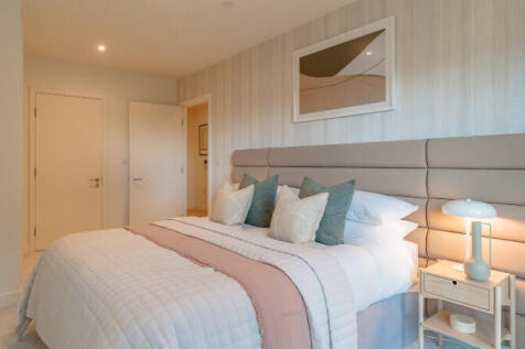 Main Bedroom | 2 Bedroom Show Apartment