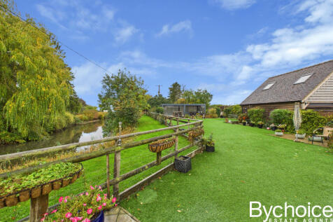 CAM05454G0-PR0065-STILL040