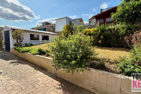 Canterbury estate agents - Your Key Move. Free pro