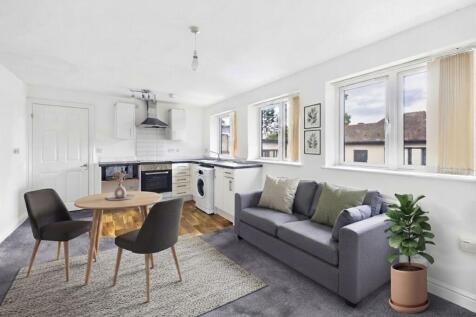 Open-Plan Kitchen/Living (Virtually Furnished)