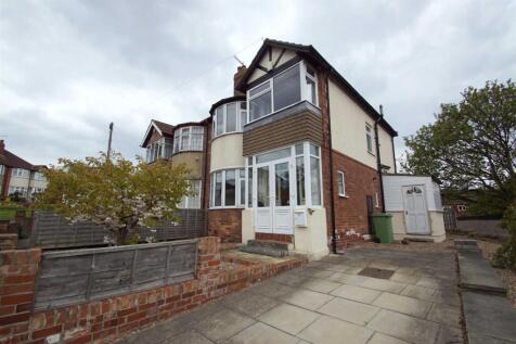 Stoneacre Properties are delighted to offer to the rental market a three bedroom semi detached house in Chapel Allerton close to all local amenities and bus routes into Leeds city centre. The property