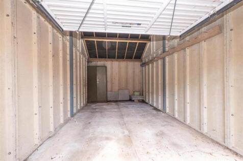 Single Garage (Internal)