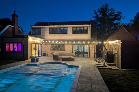 Swimming Pool.jpg