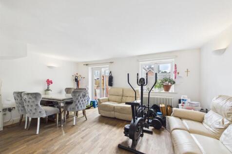 Living / Dining Room