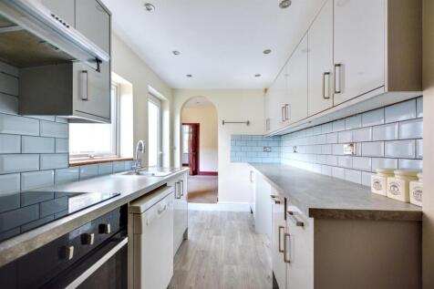 Kitchen_2.jpeg