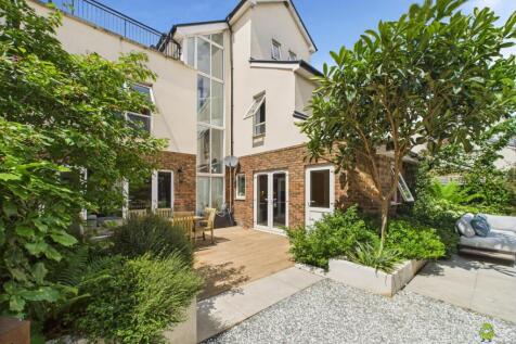 Rear Aspect James Hillier EweMove Bexley and Dartf